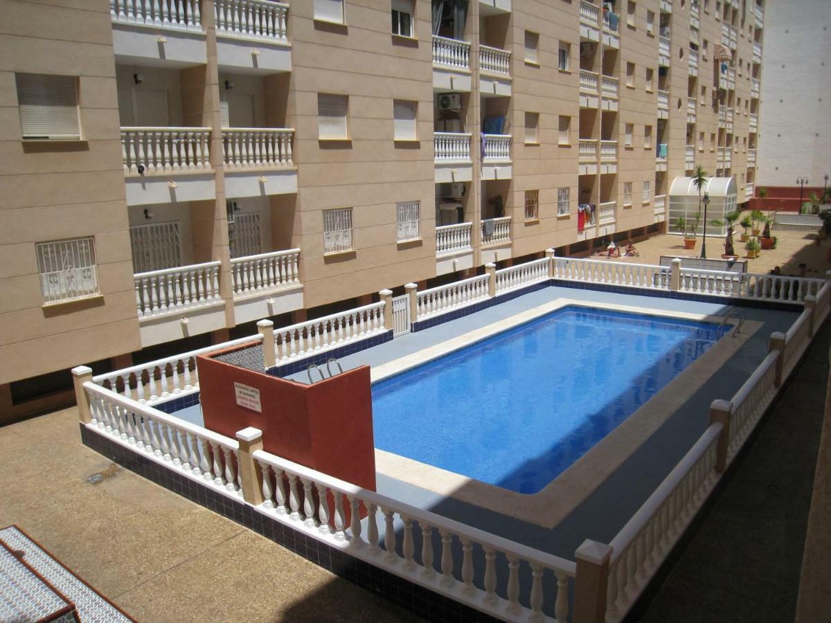 Apartamento Pascual Торевьиа Экстерьер фото